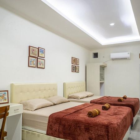 Zenrra House Hotel Bandung Buitenkant foto